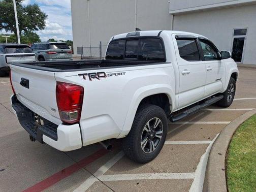 2016 Toyota Tacoma TRD Sport