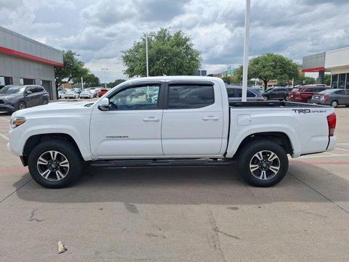 2016 Toyota Tacoma TRD Sport