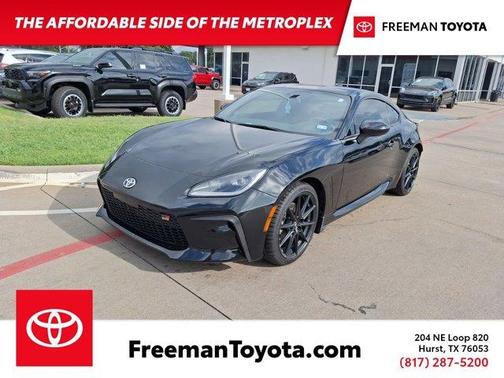 2024 Toyota GR86 Premium