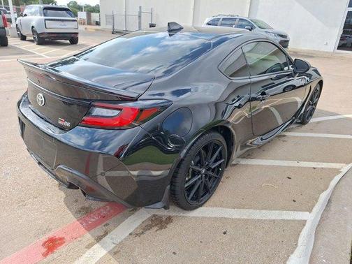 2024 Toyota GR86 Premium