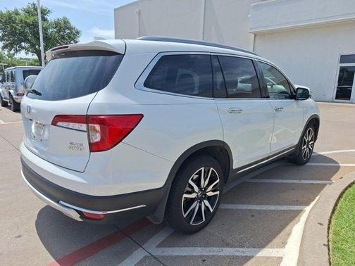 2021 Honda Pilot Elite
