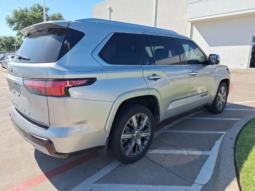 2023 Toyota Sequoia Capstone