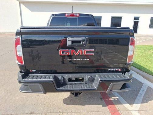 2022 GMC Canyon AT4