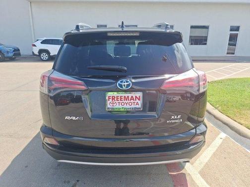 2018 Toyota RAV4 Hybrid XLE