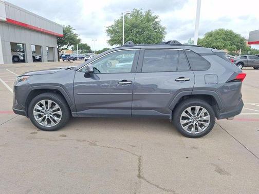 2022 Toyota RAV4 Limited