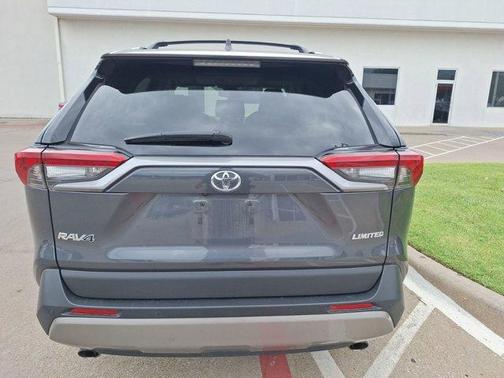 2022 Toyota RAV4 Limited