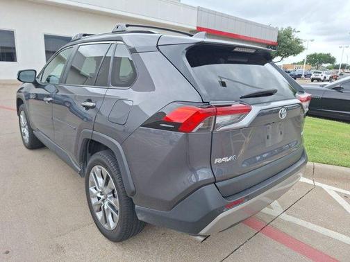 2022 Toyota RAV4 Limited