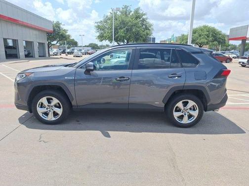 2021 Toyota RAV4 Hybrid XLE Premium