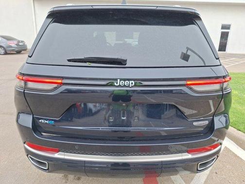 2022 Jeep Grand Cherokee 4xe Summit