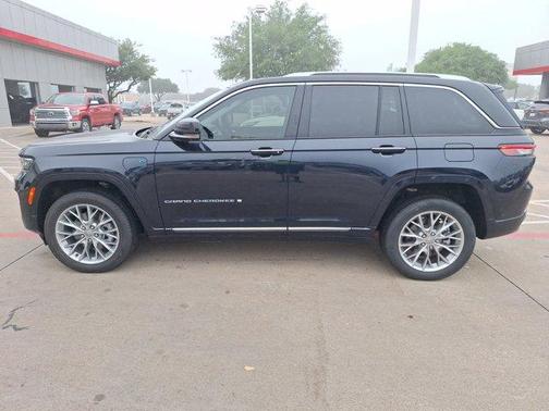 2022 Jeep Grand Cherokee 4xe Summit