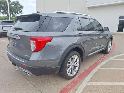 2023 Ford Explorer Platinum