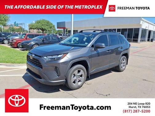 2023 Toyota RAV4 XLE
