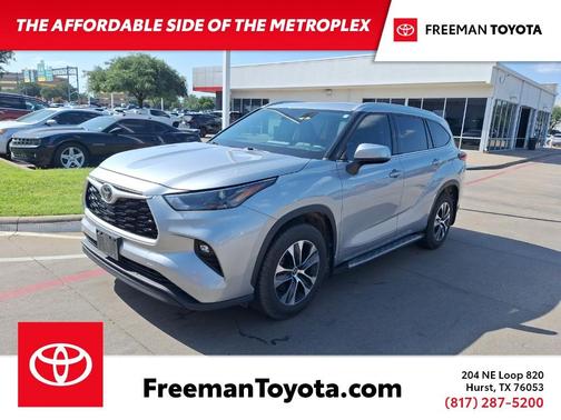 2022 Toyota Highlander XLE
