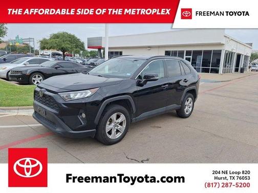 2021 Toyota RAV4 XLE