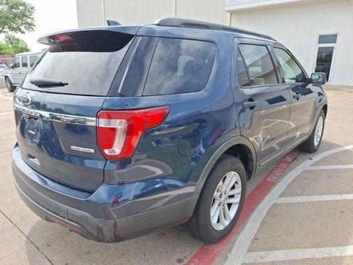 2016 Ford Explorer Base