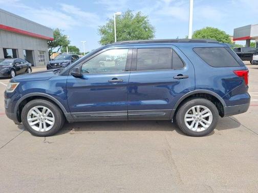2016 Ford Explorer Base
