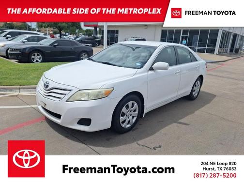 2011 Toyota Camry LE