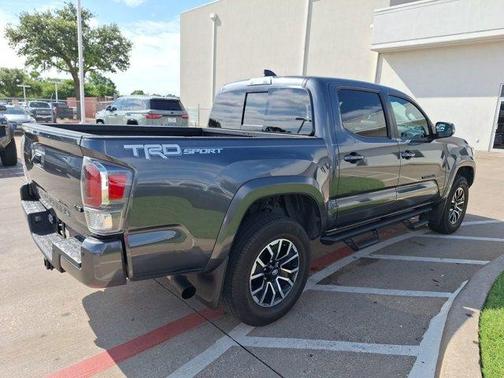 2022 Toyota Tacoma TRD Sport