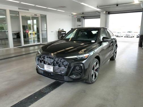 Mythos Black Metallic 2026 Audi SQ5 3.0T Premium Plus