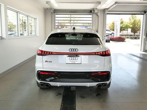 Glacier White Metallic 2026 Audi SQ5 3.0T Premium Plus