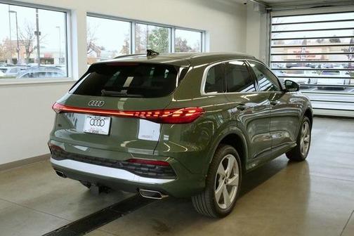 2025 Audi Q5 2.0T quattro Premium