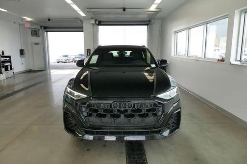 Mythos Black Metallic 2026 Audi Q8 55 Premium