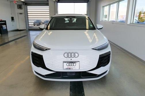 2025 Audi Q6 e-tron Premium