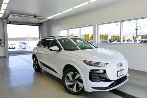 2025 Audi Q6 e-tron Premium