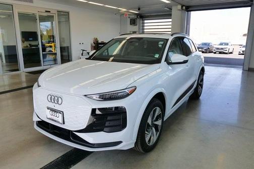 2025 Audi Q6 e-tron Premium