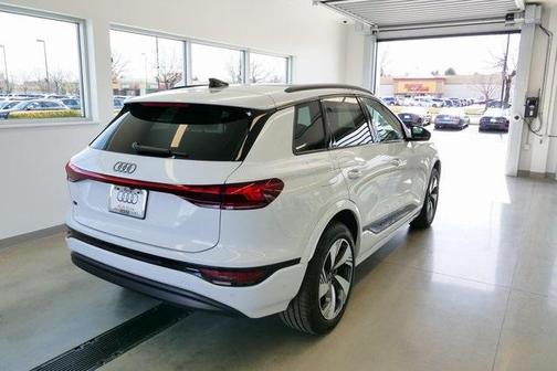 2025 Audi Q6 e-tron Premium