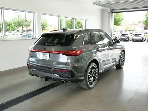 Daytona Gray Pearl 2026 Audi SQ5 3.0T Premium Plus