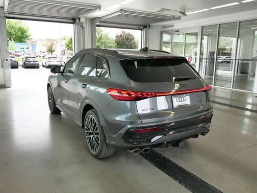 Daytona Gray Pearl 2026 Audi SQ5 3.0T Premium Plus