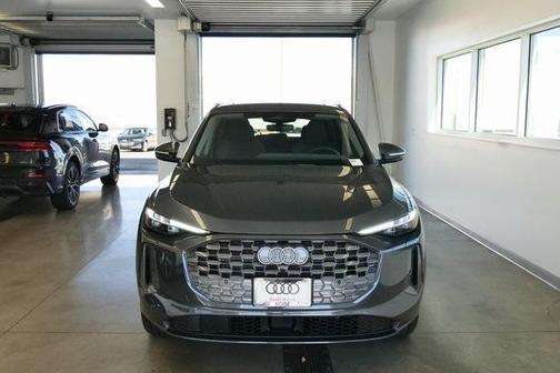 2025 Audi Q5 2.0T quattro Premium