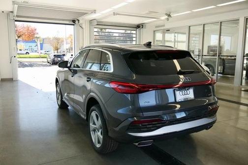 2025 Audi Q5 2.0T quattro Premium