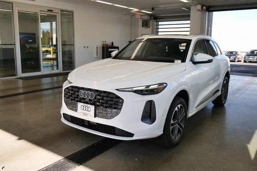 2025 Audi Q5 2.0T quattro Premium