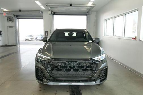 Daytona Gray Pearl 2026 Audi Q8 55 Premium