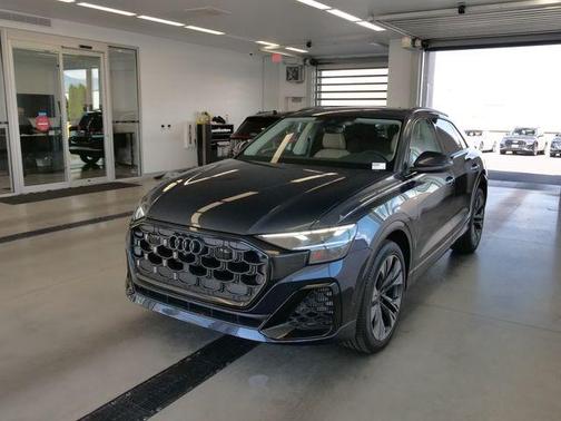 Blue Metallic 2026 Audi Q8 55 Premium