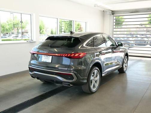 Tambora Flame 2026 Audi Q5 PLUS