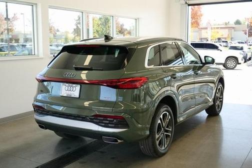 2025 Audi Q5 2.0T quattro Premium