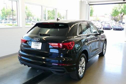2025 Audi Q3 45 S line Premium