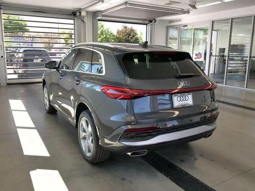 Tambora Flame 2026 Audi Q5 PLUS