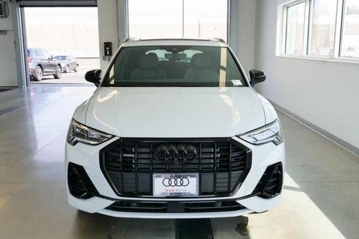 2025 Audi Q3 45 S line Premium