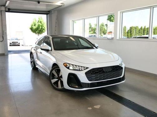 Glacier White Metallic 2026 Audi A5