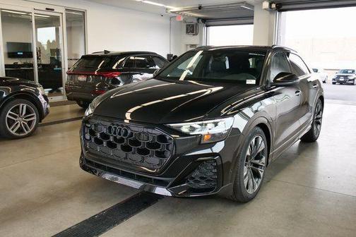 Mythos Black Metallic 2026 Audi Q8 55 Premium