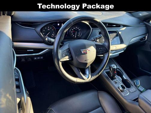 2019 Cadillac XT4 Premium Luxury