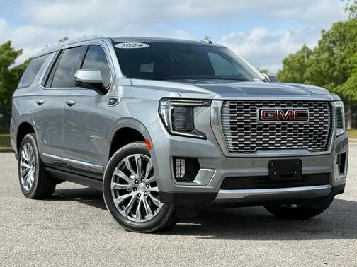 Green 2024 GMC Yukon Denali