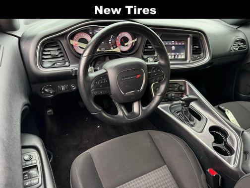 2018 Dodge Challenger T A