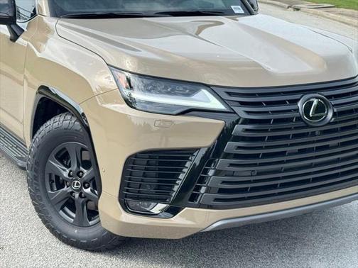2025 Lexus LX 700h LX 700h OVERTRAIL