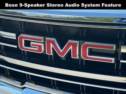 2022 GMC Yukon XL SLT