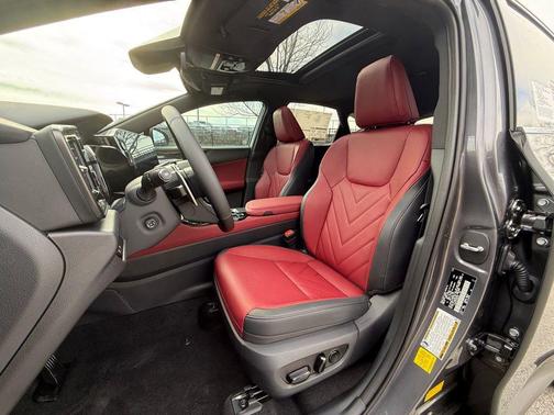 2026 Lexus NX 450h+ NX 450h  PREMIUM AWD